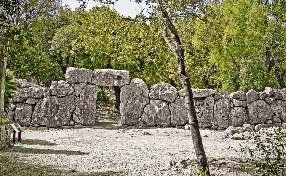 Discover the culture and history of mallorca with kids