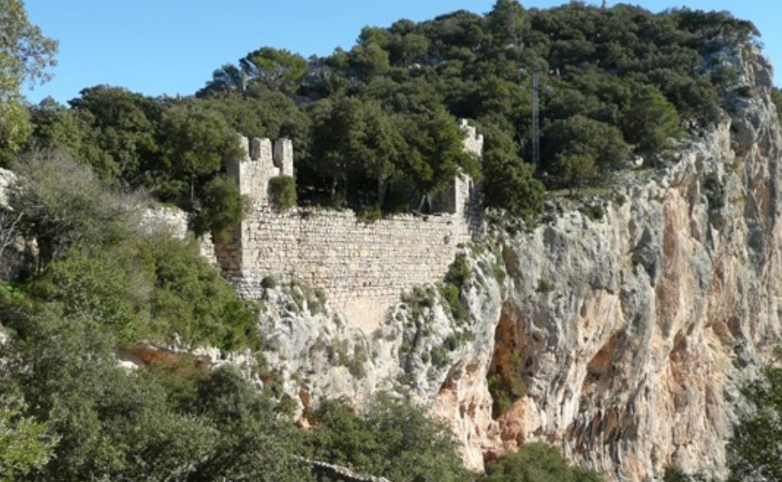 Explore the  Castle of Alaró